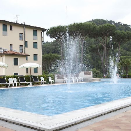 Grappolo D'Oro Hotel Pietrasanta Exterior foto